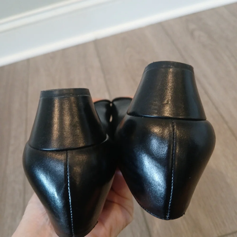 SALVATORE Ferragamo Flats Boutique Vera Pump Black Size 8 Narrow - Picture 9 of 14